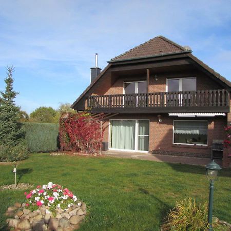 Appartement Ferienhaus Mit 2 Fewo In Mecklenburg à Wesenberg Extérieur photo