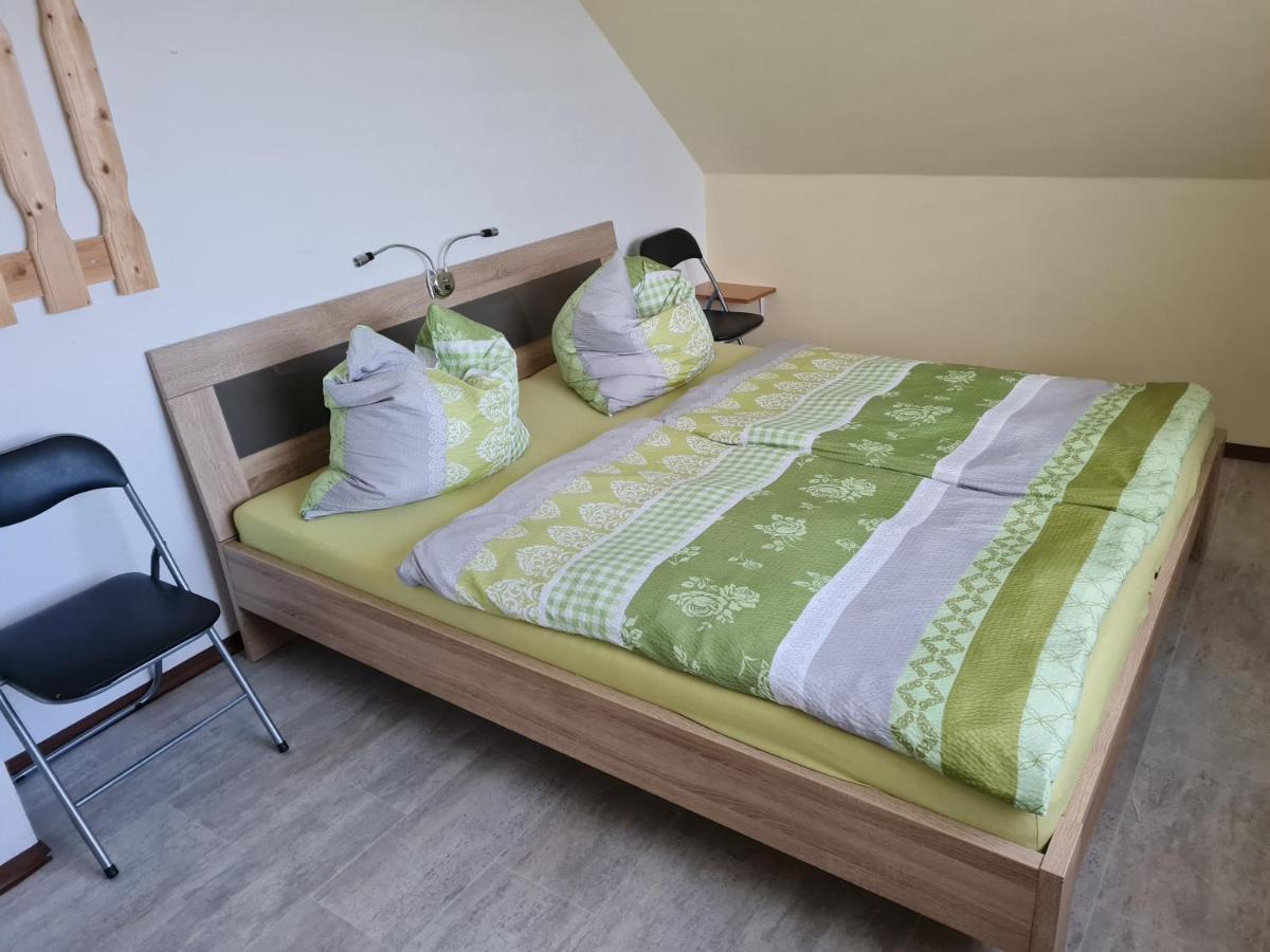Appartement Ferienhaus Mit 2 Fewo In Mecklenburg à Wesenberg Extérieur photo