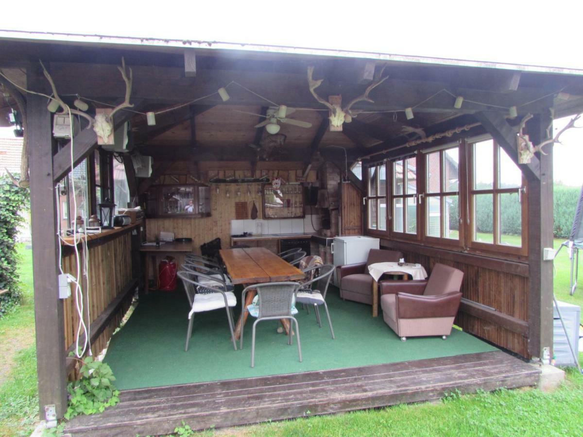 Appartement Ferienhaus Mit 2 Fewo In Mecklenburg à Wesenberg Extérieur photo