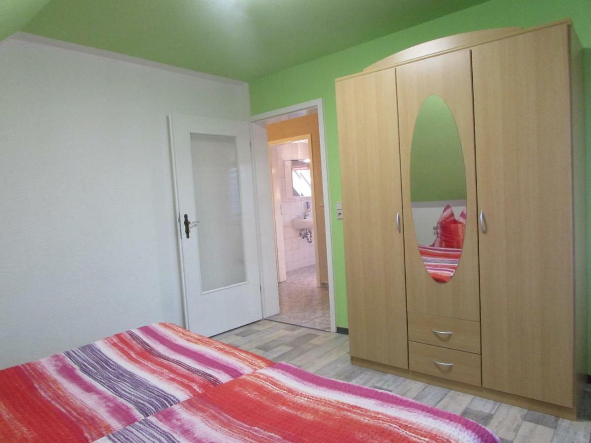 Appartement Ferienhaus Mit 2 Fewo In Mecklenburg à Wesenberg Extérieur photo