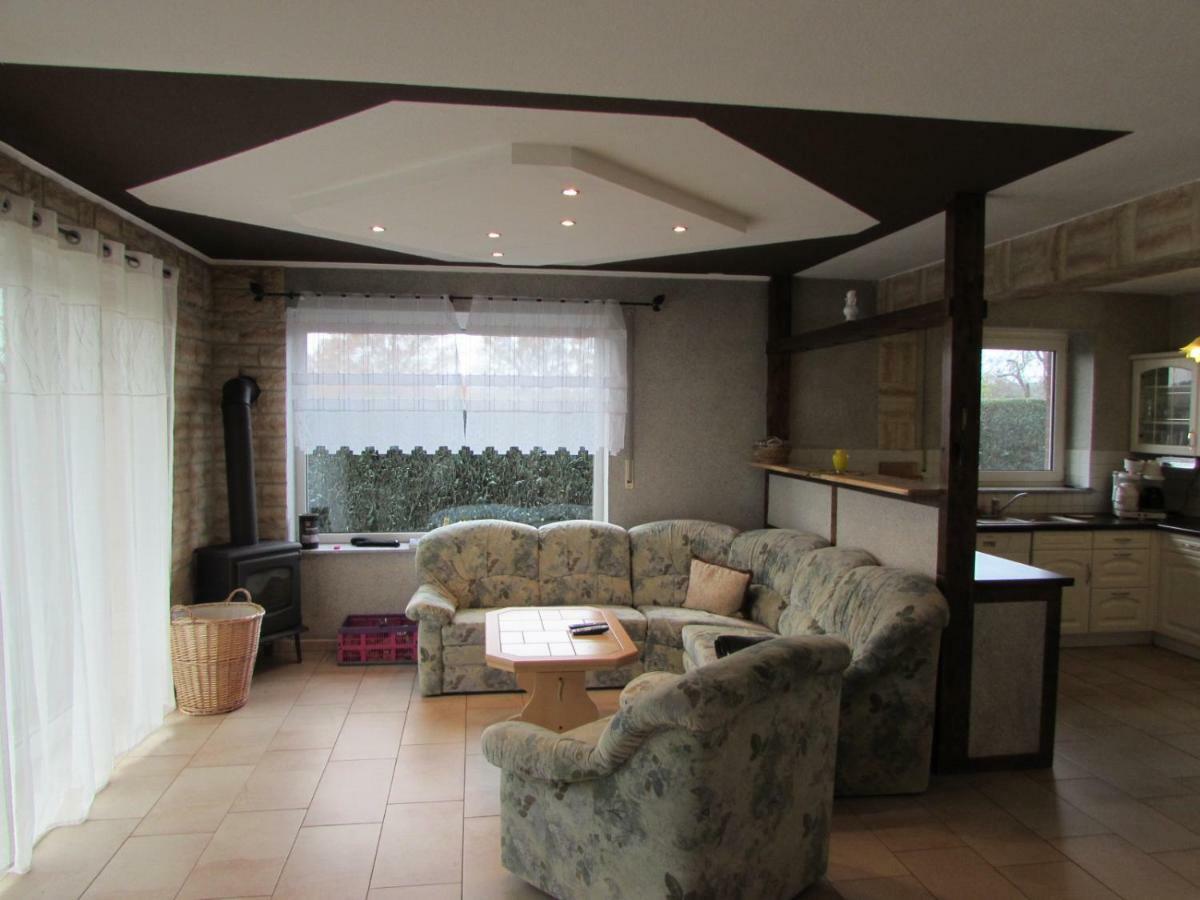 Appartement Ferienhaus Mit 2 Fewo In Mecklenburg à Wesenberg Extérieur photo