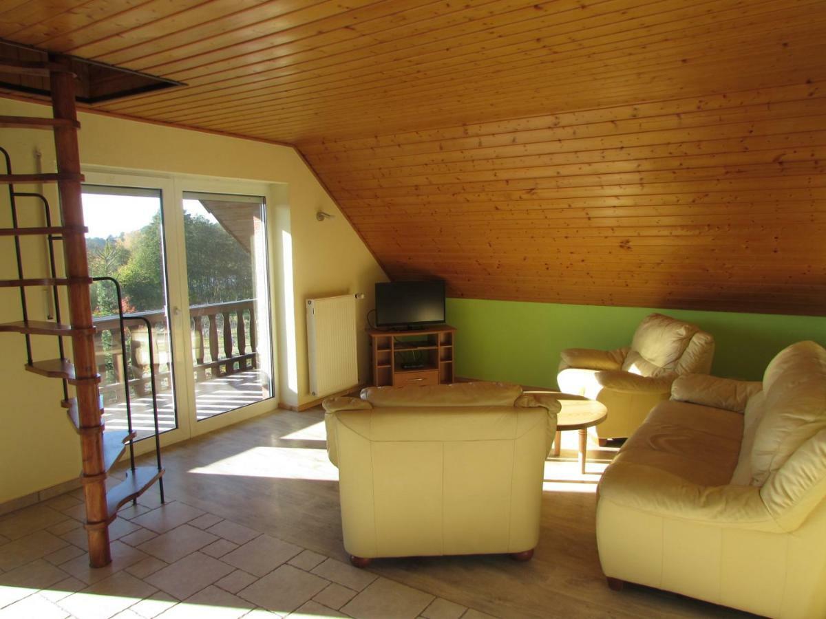 Appartement Ferienhaus Mit 2 Fewo In Mecklenburg à Wesenberg Extérieur photo